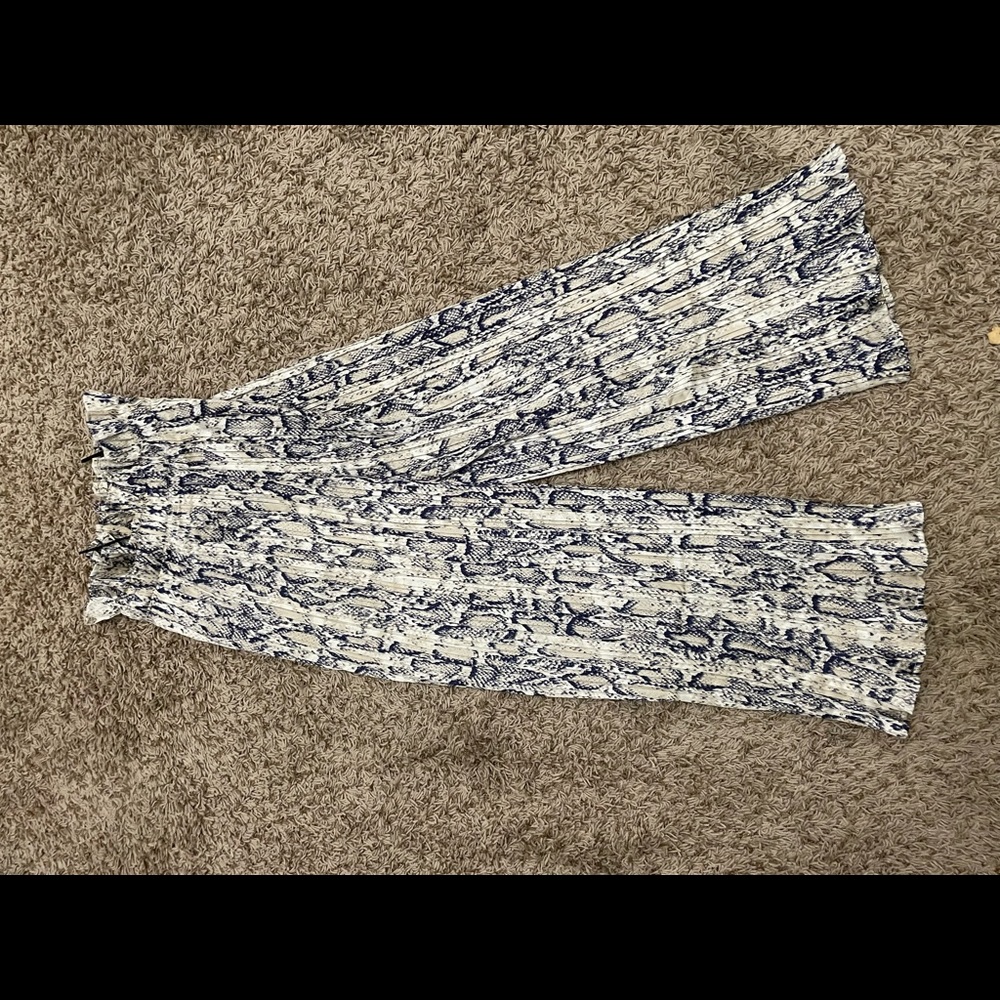 Snake Pleated Pants